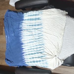 wallflower tie-dye blue and white 1X t-shirt